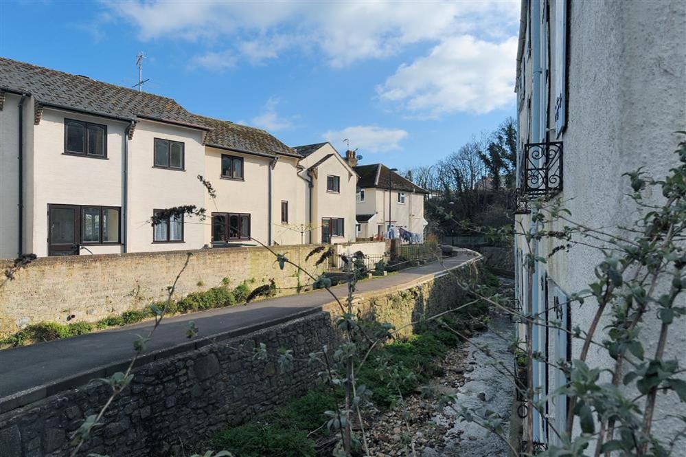 The Old Bakehouse Villa Lyme Regis Exterior photo